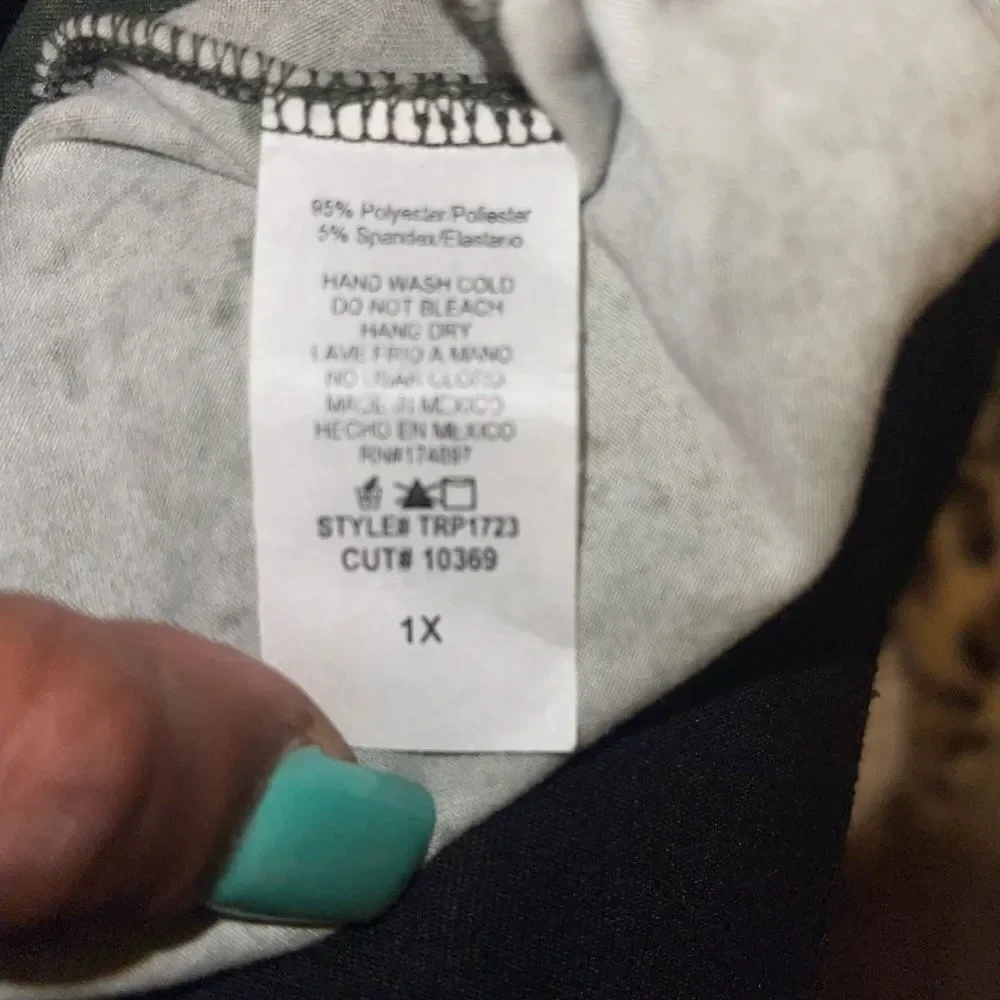 Fashion Nova Women's Sueded Yoga Jumpsuit Size 1X 🔥 - Picture 6 of 7